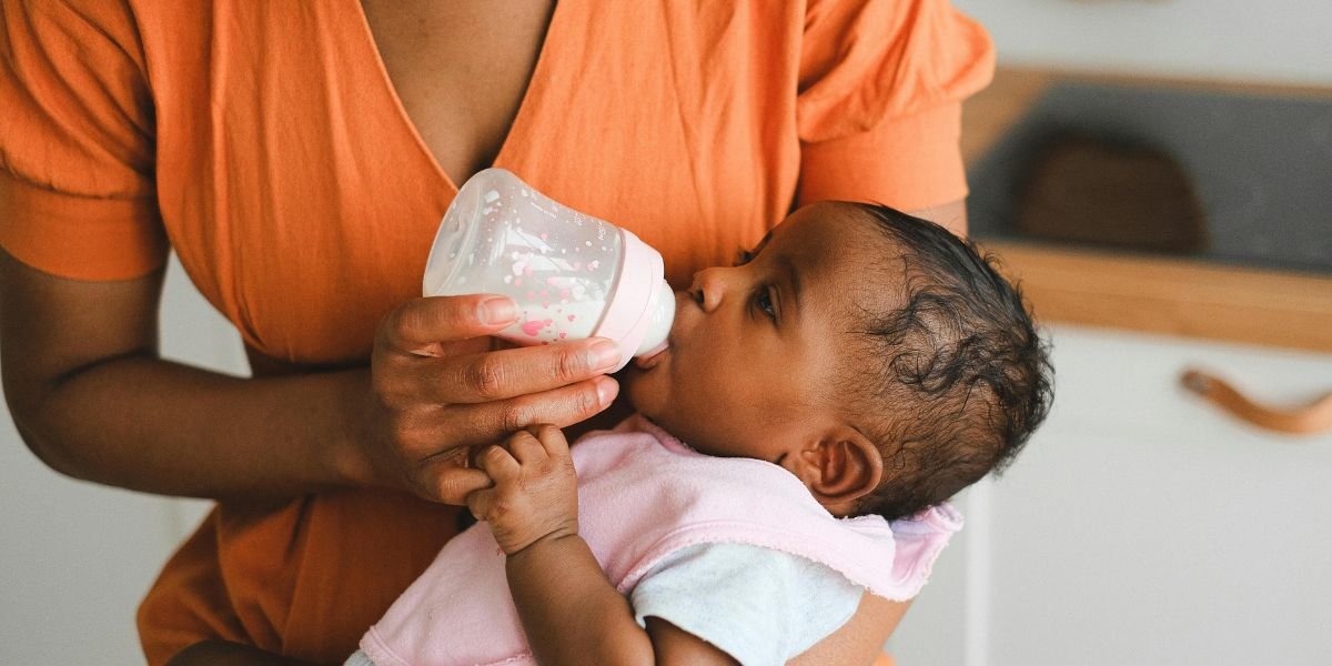 Lactose Free Formula: A Guide for Sensitive Tummies